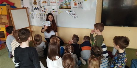 Powiększ grafikę: "Edukacja segregacja"- zajęcia ekologiczne u "Słoneczek"